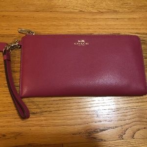 Coach women’s long zip around wallet